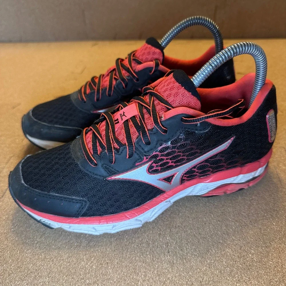 Mizuno Wave Inspire 11 Womens Size 6.5 Running Shoes Black Pink Silver Sneakers‎